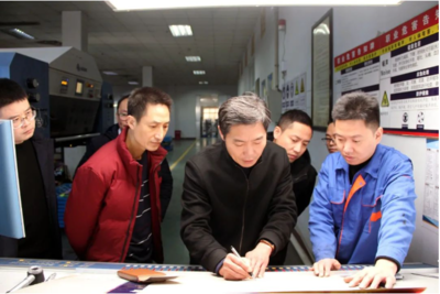 深化校企合作 共促科技創(chuàng)新--齊魯工業(yè)大學基輔學院院長褚夫強一行蒞臨綜藝聯(lián)創(chuàng)考察交流